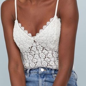Flower lace bodysuit (nwot)